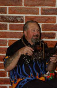 DSC_1272_800.JPG (103471 bytes)