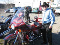 IMG_2558.jpg (99736 bytes)