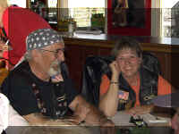 ccvc2002_ron&diane.jpg (33235 bytes)